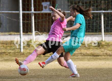 Fussball Frauen. 2. Bundesliga. Carinthians LIWOdruck Hornets gegen SG MALEREI GLANZER Geretsberg/Buerrmoos. Nicole Dominique Gatternig (Carinthians Hornets), Jennifer Mayr  (Geretsberg/Buermoos). Sachsenburg, am 9.3.2024.
Foto: Kuess
---
pressefotos, pressefotografie, kuess, qs, qspictures, sport, bild, bilder, bilddatenbank