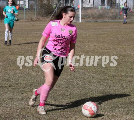 Fussball Frauen. 2. Bundesliga. Carinthians LIWOdruck Hornets gegen SG MALEREI GLANZER Geretsberg/Buerrmoos. Jana Christina Lemberger  (Carinthians Hornets). Sachsenburg, am 9.3.2024.
Foto: Kuess
---
pressefotos, pressefotografie, kuess, qs, qspictures, sport, bild, bilder, bilddatenbank