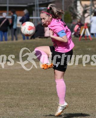Fussball Frauen. 2. Bundesliga. Carinthians LIWOdruck Hornets gegen SG MALEREI GLANZER Geretsberg/Buerrmoos. Nicole Dominique Gatternig  (Carinthians Hornets),  Sachsenburg, am 9.3.2024.
Foto: Kuess
---
pressefotos, pressefotografie, kuess, qs, qspictures, sport, bild, bilder, bilddatenbank