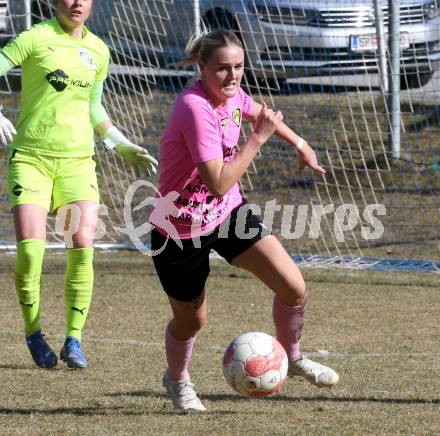 Fussball Frauen. 2. Bundesliga. Carinthians LIWOdruck Hornets gegen SG MALEREI GLANZER Geretsberg/Buerrmoos. Jasmin Michelle Ortner (Carinthians Hornets). Sachsenburg, am 9.3.2024.
Foto: Kuess
---
pressefotos, pressefotografie, kuess, qs, qspictures, sport, bild, bilder, bilddatenbank