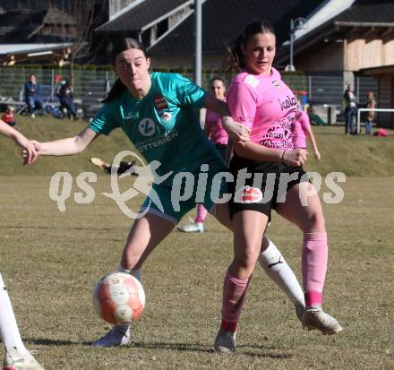Fussball Frauen. 2. Bundesliga. Carinthians LIWOdruck Hornets gegen SG MALEREI GLANZER Geretsberg/Jana Christina Lemberger (Carinthians Hornets), Laura Oeller (Geretsberg/Buermoos). Sachsenburg, am 9.3.2024.
Foto: Kuess
---
pressefotos, pressefotografie, kuess, qs, qspictures, sport, bild, bilder, bilddatenbank