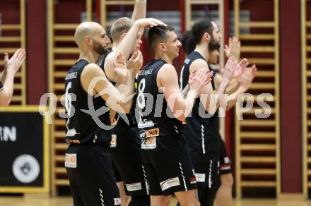 Basketball 2. Liga 2024/2025. Playoffs. VF1.   Woerthersee Piraten gegen Mattersburg Rocks.    Jubel (Mattersburg Rocks). Klagenfurt, am 15.3.2025.
Foto: Kuess


---
pressefotos, pressefotografie, kuess, qs, qspictures, sport, bild, bilder, bilddatenbank