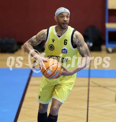 Basketball 2. Liga 2024/2025. Playoffs. VF1.   Woerthersee Piraten gegen Mattersburg Rocks.    Shawn L. Ray  (Piraten),  Klagenfurt, am 15.3.2025.
Foto: Kuess


---
pressefotos, pressefotografie, kuess, qs, qspictures, sport, bild, bilder, bilddatenbank