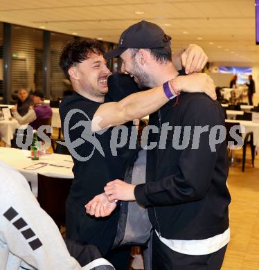 Fussball Bundesliga. SK Austria Klagenfurt gegen Altach.  Simon Straudi, Andrew Irving. Klagenfurt, am 16.3..2025.
Foto: Kuess
---
pressefotos, pressefotografie, kuess, qs, qspictures, sport, bild, bilder, bilddatenbank