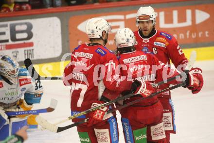 Eishockey ICE Bundesliga. KAC gegen Linz. Torjubel Daniel Obersteiner, Thomas Hundertpfund , Mathias From (KAC) . Klagenfurt, am 23.3.2025
Foto: Kuess
---
pressefotos, pressefotografie, kuess, qs, qspictures, sport, bild, bilder, bilddatenbank