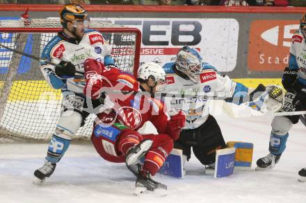 Eishockey ICE Bundesliga. KAC gegen Linz. Matthew Fraser  (KAC), Gregory Lee Moro, Rasmus Tirronen (Linz) . Klagenfurt, am 23.3.2025
Foto: Kuess
---
pressefotos, pressefotografie, kuess, qs, qspictures, sport, bild, bilder, bilddatenbank