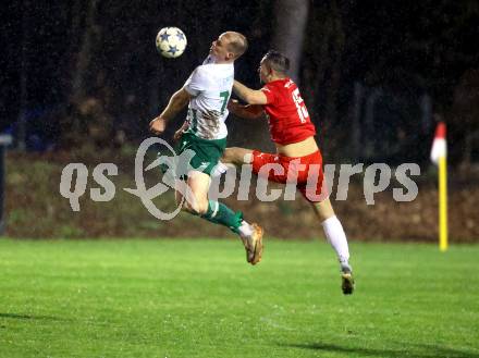 Fussball Kaerntner Liga. KAC gegen Voelkermarkt. Manuel Wallner  (KAC),   Matthias Maierhofer (Voelkermarkt).  Klagenfurt, am 28.3.2024.
Foto: Kuess
---
pressefotos, pressefotografie, kuess, qs, qspictures, sport, bild, bilder, bilddatenbank