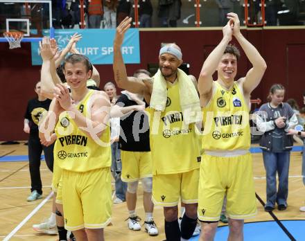 Basketball 2. Liga 2024/2025. Playoffs. VF3.   Woerthersee Piraten gegen Mattersburg Rocks.    Jubel  (Piraten),   Klagenfurt, am 29.3.2025.
Foto: Kuess


---
pressefotos, pressefotografie, kuess, qs, qspictures, sport, bild, bilder, bilddatenbank