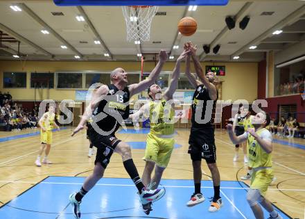 Basketball 2. Liga 2024/2025. Playoffs. VF3.   Woerthersee Piraten gegen Mattersburg Rocks.    Jan-Arne Apschner, (Piraten),  Corey Hallett , Dominik Alturban  (Mattersburg Rocks). Klagenfurt, am 29.3.2025.
Foto: Kuess


---
pressefotos, pressefotografie, kuess, qs, qspictures, sport, bild, bilder, bilddatenbank