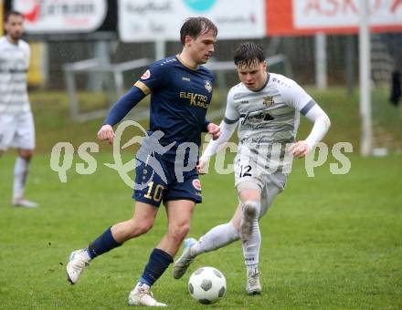Fussball. Kaerntner Liga. Velden gegen Koettmannsdorf.   Lukas Lausegger (Velden),  
Marcel Daniel Arrich  (Koettmannsdorf). Velden, 29.3.2025
Foto: Kuess
---
pressefotos, pressefotografie, kuess, qs, qspictures, sport, bild, bilder, bilddatenbank
