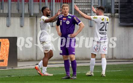 Fussball Bundesliga. SK Austria Klagenfurt gegen Altach.  Torjubel Suliman-Marlon Mustapha, Alexander Gorgon (Altach). Klagenfurt, am 5.4.2025.
Foto: Kuess
---
pressefotos, pressefotografie, kuess, qs, qspictures, sport, bild, bilder, bilddatenbank