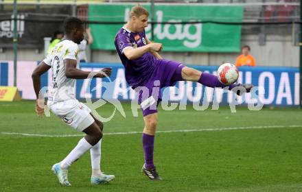 Fussball Bundesliga. SK Austria Klagenfurt gegen Altach.  Martin Hinteregger (Klagenfurt) Ousmane Diawara   (Altach). Klagenfurt, am 5.4.2025.
Foto: Kuess
---
pressefotos, pressefotografie, kuess, qs, qspictures, sport, bild, bilder, bilddatenbank