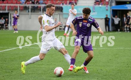 Fussball Bundesliga. SK Austria Klagenfurt gegen Altach.  Ben Bobzien (Klagenfurt) Mike Steven Baehre  (Altach). Klagenfurt, am 5.4.2025.
Foto: Kuess
---
pressefotos, pressefotografie, kuess, qs, qspictures, sport, bild, bilder, bilddatenbank