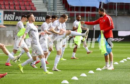 Fussball Bundesliga. SK Austria Klagenfurt gegen Altach.  AufwÃ¤rmen. Co-Trainer Atdhe Nuhiu   (Altach). Klagenfurt, am 5.4.2025.
Foto: Kuess
---
pressefotos, pressefotografie, kuess, qs, qspictures, sport, bild, bilder, bilddatenbank