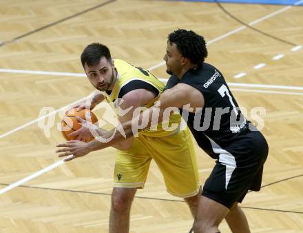 Basketball 2. Liga 2024/2025. Playoffs. SF2.   Woerthersee Piraten gegen RAIDERS Tirol    Marin Sliskovic (Piraten),  Steven Kaltenbrunner  (Tirol). Klagenfurt, am 4.5.2025.
Foto: Kuess


---
pressefotos, pressefotografie, kuess, qs, qspictures, sport, bild, bilder, bilddatenbank