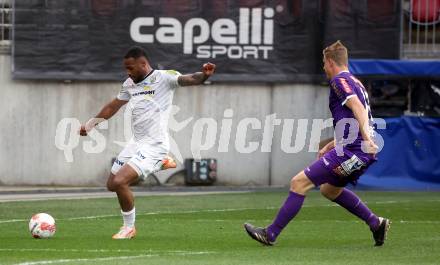 Fussball Bundesliga. SK Austria Klagenfurt gegen Altach. Martin Hinteregger,  (Klagenfurt),   Suliman-Marlon Mustapha (Altach). Klagenfurt, am 5.4.2025.
Foto: Kuess
---
pressefotos, pressefotografie, kuess, qs, qspictures, sport, bild, bilder, bilddatenbank