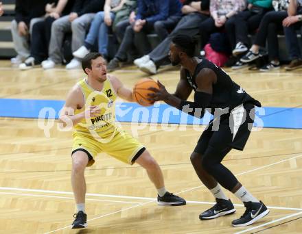 Basketball 2. Liga 2024/2025. Playoffs. SF2.   Woerthersee Piraten gegen RAIDERS Tirol    Jan-Arne Apschner (Piraten),  Mansata Cisse  (Tirol). Klagenfurt, am 4.5.2025.
Foto: Kuess


---
pressefotos, pressefotografie, kuess, qs, qspictures, sport, bild, bilder, bilddatenbank