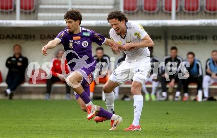 Fussball Bundesliga. SK Austria Klagenfurt gegen Altach.  Ben Bobzien (Klagenfurt) Vesel Demaku (Altach). Klagenfurt, am 5.4.2025.
Foto: Kuess
---
pressefotos, pressefotografie, kuess, qs, qspictures, sport, bild, bilder, bilddatenbank