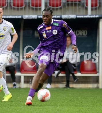 Fussball Bundesliga. SK Austria Klagenfurt gegen Altach.  Dikeni Salifou  (Klagenfurt)  Klagenfurt, am 5.4.2025.
Foto: Kuess
---
pressefotos, pressefotografie, kuess, qs, qspictures, sport, bild, bilder, bilddatenbank