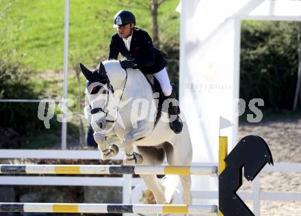 Reiten. Reitsport. Alpenspan Grand Prix. Markus Saurugg auf Obora s Crunchy Nul.   St. Margarethen im Lavanttal, am 6.4.2025.
Foto: Kuess 
---
pressefotos, pressefotografie, kuess, qs, qspictures, sport, bild, bilder, bilddatenbank