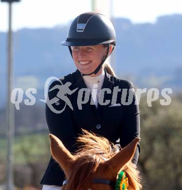 Reiten. Reitsport. Alpenspan Grand Prix. Hannah Eggerer  St. Margarethen im Lavanttal, am 6.4.2025.
Foto: Kuess 
---
pressefotos, pressefotografie, kuess, qs, qspictures, sport, bild, bilder, bilddatenbank