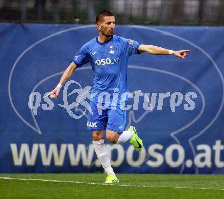 Fussball Kaerntner Liga. SAK gegen KAC. Torjubel Hrvoje Jakovljevic (SAK), Klagenfurt, am 17.4.2025.
Foto: Kuess
---
pressefotos, pressefotografie, kuess, qs, qspictures, sport, bild, bilder, bilddatenbank