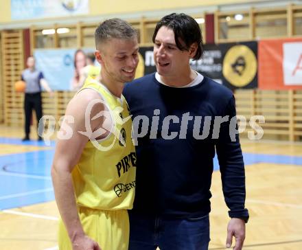 Basketball 2. Liga 2024/2025. Playoffs. VF3.   Woerthersee Piraten gegen RAIDERS Tirol    Trainer Andreas Kuttnig (Piraten),  Klagenfurt, am 19.4.2025.
Foto: Kuess


---
pressefotos, pressefotografie, kuess, qs, qspictures, sport, bild, bilder, bilddatenbank