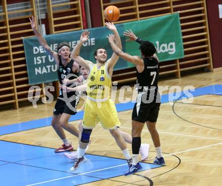 Basketball 2. Liga 2024/2025. Playoffs. VF3.   Woerthersee Piraten gegen RAIDERS Tirol    Andreas Nuck (Piraten),  Steven Kaltenbrunner  (Tirol). Klagenfurt, am 19.4.2025.
Foto: Kuess


---
pressefotos, pressefotografie, kuess, qs, qspictures, sport, bild, bilder, bilddatenbank