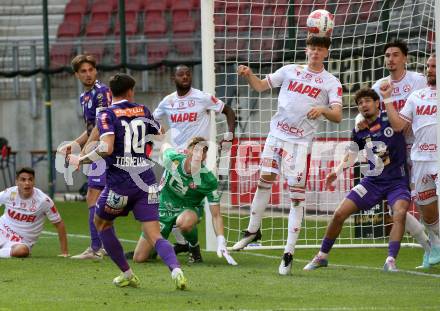Fussball Bundesliga. SK Austria Klagenfurt gegen GAK.  David Toshevski (Klagenfurt), Zeteny Jano  (GAK). Klagenfurt, am 19.4.2025.
Foto: Kuess
www.qspictures.net
---
pressefotos, pressefotografie, kuess, qs, qspictures, sport, bild, bilder, bilddatenbank