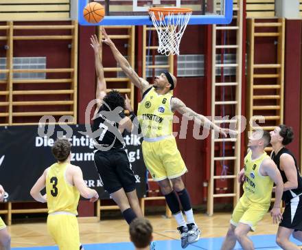 Basketball 2. Liga 2024/2025. Playoffs. VF3.   Woerthersee Piraten gegen RAIDERS Tirol    Shawn L. Ray  (Piraten),   Steven Kaltenbrunner (Tirol). Klagenfurt, am 19.4.2025.
Foto: Kuess


---
pressefotos, pressefotografie, kuess, qs, qspictures, sport, bild, bilder, bilddatenbank