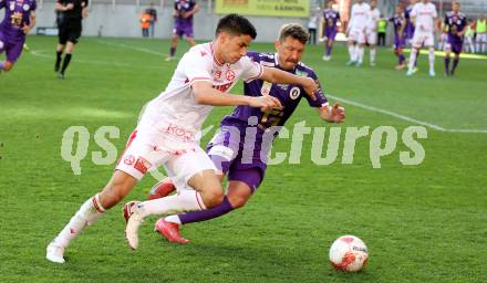 Fussball Bundesliga. SK Austria Klagenfurt gegen GAK.  Christophe Wernitznig   (Klagenfurt),  Milos Jovicic (GAK). Klagenfurt, am 19.4.2025.
Foto: Kuess
---
pressefotos, pressefotografie, kuess, qs, qspictures, sport, bild, bilder, bilddatenbank