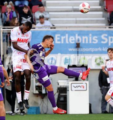 Fussball Bundesliga. SK Austria Klagenfurt gegen GAK. Christopher Wernitznig (Klagenfurt), Sadik Fofana (GAK). Klagenfurt, am 19.4.2025.
Foto: Kuess
---
pressefotos, pressefotografie, kuess, qs, qspictures, sport, bild, bilder, bilddatenbank