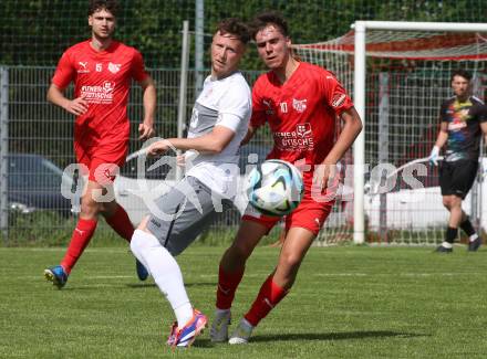Fussball 1. Klasse C. KAC 1909 Juniors gegen Maria Saal.  Emil Mujakovic (KAC),  Fabian Miesenboeck  (Maria Saal). Klagenfurt, am 20..4.2025.
Foto: Kuess
www.qspictures.net
---
pressefotos, pressefotografie, kuess, qs, qspictures, sport, bild, bilder, bilddatenbank
