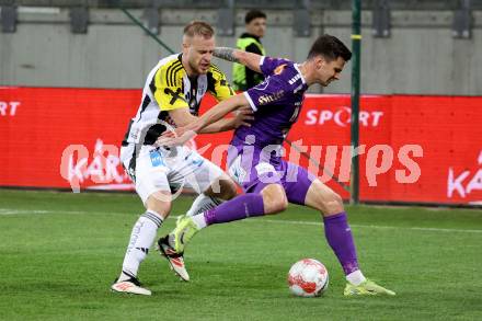Fussball Bundesliga. SK Austria Klagenfurt gegen LASK.   David Toshevski (Klagenfurt),  Hrvoje Smolcic (LASK). Klagenfurt, am 22.4.2025.
Foto: Kuess
---
pressefotos, pressefotografie, kuess, qs, qspictures, sport, bild, bilder, bilddatenbank