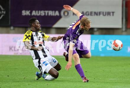 Fussball Bundesliga. SK Austria Klagenfurt gegen LASK. Christopher Cvetko   (Klagenfurt), Ismaila Cheick Coulibaly  (LASK). Klagenfurt, am 22.4.2025.
Foto: Kuess
---
pressefotos, pressefotografie, kuess, qs, qspictures, sport, bild, bilder, bilddatenbank