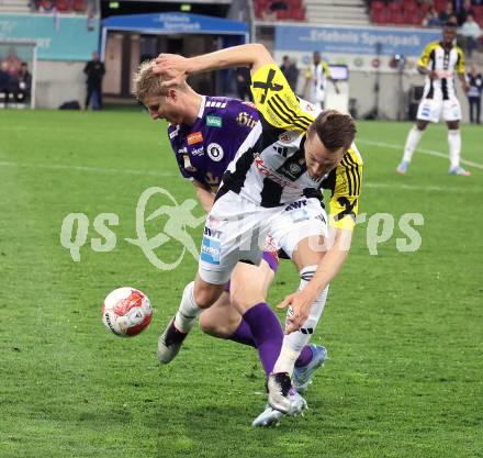 Fussball Bundesliga. SK Austria Klagenfurt gegen LASK.  Martin Hinteregger  (Klagenfurt), Maximilian Entrup (LASK). Klagenfurt, am 22.4.2025.
Foto: Kuess
---
pressefotos, pressefotografie, kuess, qs, qspictures, sport, bild, bilder, bilddatenbank