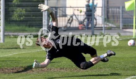 Fussball Bundesliga. Training SK Austria Klagenfurt. Simon Spari. Klagenfurt, am 28.4.2025.
Foto: Kuess
---
pressefotos, pressefotografie, kuess, qs, qspictures, sport, bild, bilder, bilddatenbank