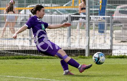 Fussball Frauen. KFV Cup. Sk Austria Klagenfurt gegen Kraig.  Celine Arthofer (Klagenfurt). Klagenfurt, am 27.4.2025.
Foto: Kuess
www.qspictures.net
---
pressefotos, pressefotografie, kuess, qs, qspictures, sport, bild, bilder, bilddatenbank