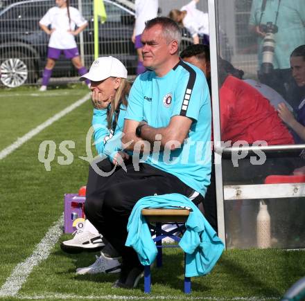 Fussball Frauen. KFV Cup. Sk Austria Klagenfurt gegen Kraig. Trainer Robert Micheu, Trainerin Sabine D Angelo (Klagenfurt). Klagenfurt, am 27.4.2025.
Foto: Kuess
www.qspictures.net
---
pressefotos, pressefotografie, kuess, qs, qspictures, sport, bild, bilder, bilddatenbank