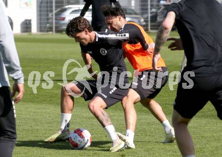 Fussball Bundesliga. Training SK Austria Klagenfurt. Philipp Wydra, Simon Straudi.. Klagenfurt, am 28.4.2025.
Foto: Kuess
---
pressefotos, pressefotografie, kuess, qs, qspictures, sport, bild, bilder, bilddatenbank