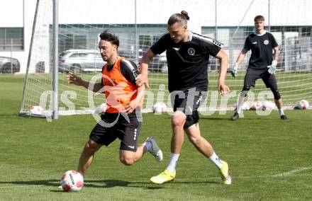 Fussball Bundesliga. Training SK Austria Klagenfurt. Simon Straudi, Niklas Szerencsi. Klagenfurt, am 28.4.2025.
Foto: Kuess
---
pressefotos, pressefotografie, kuess, qs, qspictures, sport, bild, bilder, bilddatenbank