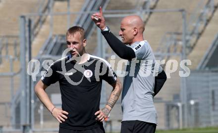 Fussball Bundesliga. Training SK Austria Klagenfurt. Florian Jaritz, Trainer Carsten Jancker. Klagenfurt, am 28.4.2025.
Foto: Kuess
---
pressefotos, pressefotografie, kuess, qs, qspictures, sport, bild, bilder, bilddatenbank