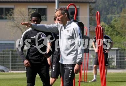 Fussball Bundesliga. Training SK Austria Klagenfurt. Co-Trainer Rolf Landerl. Klagenfurt, am 28.4.2025.
Foto: Kuess
---
pressefotos, pressefotografie, kuess, qs, qspictures, sport, bild, bilder, bilddatenbank