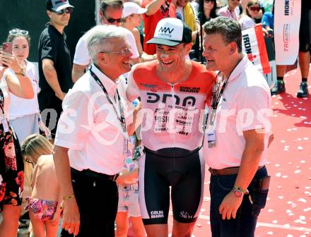 Ironman. LH Peter Kaiser, Michael Weiss, Bgm. Christian Scheider. Klagenfurt, am 15.6.2025.
Foto: Kuess
www.qspictures.net
---
pressefotos, pressefotografie, kuess, qs, qspictures, sport, bild, bilder, bilddatenbank