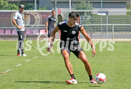 Fussball 2. Liga. Training SK Austria Klagenfurt.   Aidan Liu. Klagenfurt, am 23.6.2025.
Foto: Kuess
---
pressefotos, pressefotografie, kuess, qs, qspictures, sport, bild, bilder, bilddatenbank