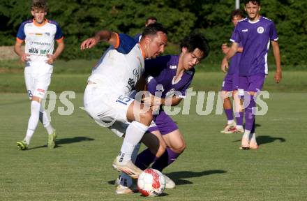 Fussball Testspiel. SK Austria Klagenfurt gegen Treibach. Rei Okada (Klagenfurt), Vahid Muharemovic  (Treibach). Gurnitz, am 27.6.2025.
Foto: Kuess
www.qspictures.net
---
pressefotos, pressefotografie, kuess, qs, qspictures, sport, bild, bilder, bilddatenbank