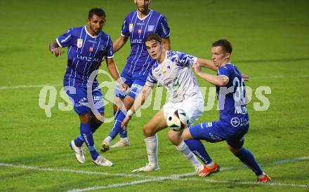 Fussball OEFB Cup. Treibach gegen Blau Weiss Linz.   Marius Maierhofer (Treibach),  Ronivaldo Bernardo Sales, Nico Maier  (BW Linz). Treibach, am 25.7.2025.
Foto: Kuess
www.qspictures.net
---
pressefotos, pressefotografie, kuess, qs, qspictures, sport, bild, bilder, bilddatenbank