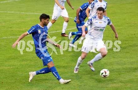 Fussball OEFB Cup. Treibach gegen Blau Weiss Linz.  Hanno Wachernig (Treibach),  Alem Pasic (BW Linz). Treibach, am 25.7.2025.
Foto: Kuess
www.qspictures.net
---
pressefotos, pressefotografie, kuess, qs, qspictures, sport, bild, bilder, bilddatenbank
