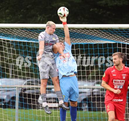 Fussball Kaerntner Liga. Grafenstein gegen Koettmannsdorf.  Tom Connor Stattmann (Grafenstein),  Matteo Juvan (Koettmannsdorf). Grafenstein, am 1.8..2025.
Foto: Kuess
www.qspictures.net
---
pressefotos, pressefotografie, kuess, qs, qspictures, sport, bild, bilder, bilddatenbank