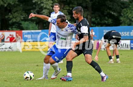 Fussball Regionalliga Mitte.  Treibach gegen Voitsberg.  Vahid Muharemovic (Treibach),   Nino Pungarsek  (Voitsberg).  Treibach, am 15.8.2025.
Foto. Kuess
www.qspictures.net
---
pressefotos, pressefotografie, kuess, qs, qspictures, sport, bild, bilder, bilddatenbank